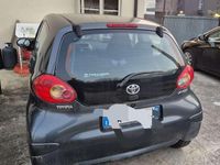 Usata Toyota Aygo Sol 68 CV (50 kW) 2006 Grigio Utilitaria