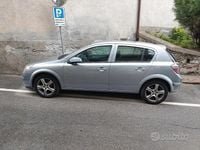 Usata Opel Astra Enjoy 101 CV (74 kW) 2004 Berlina