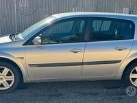 Usata Renault Mégane II Dynamique 105 CV (77 kW) 2006 Grigio Berlina