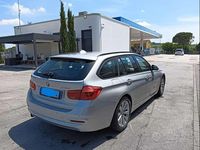 Usata BMW 318 Luxury Line 150 CV (110 kW) 2015 Grigio Station wagon