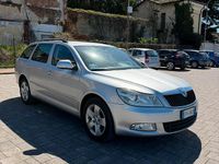 Usata Skoda Octavia 105 CV (77 kW) 2011 Grigio Station wagon