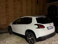 Usata Peugeot 2008 99 CV (72 kW) 2016 SUV