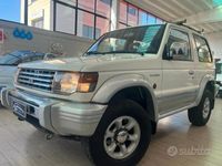 usata Mitsubishi Pajero 2.5 TDI