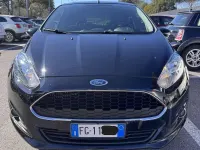 Usata Ford Fiesta 101 CV (74 kW) 2017 Nero Utilitaria