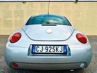 Usata VW Beetle 101 CV (74 kW) 2003 Grigio Utilitaria