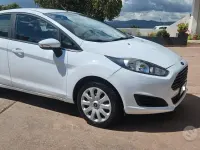 Second-hand Ford Fiesta Business Edition 97 CP (71 kW) 2015 Alb Hatchback