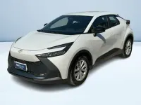Usata Toyota C-HR Active 140 CV (102 kW) 2024 Bianco SUV