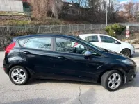 Usata Ford Fiesta 53 CV (38 kW) 2011 Nero Utilitaria