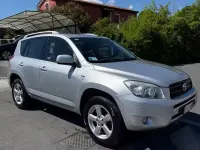 Usata Toyota RAV4 Luxury 136 CV (100 kW) 2007 Grigio SUV