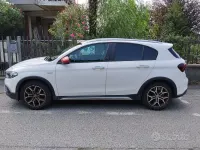 Usata Fiat Tipo Cross 100 CV (73 kW) 2022 Bianco Berlina