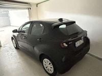 Usata Toyota Yaris Hybrid Active 92 CV (67 kW) 2022 Berlina