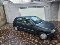 Usata Renault Clio 58 CV (42 kW) 1992 Verde Utilitaria