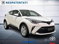 Usata Toyota C-HR Business Edition 122 CV (89 kW) 2021 Bianco SUV