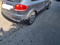 Usata Audi A3 Ambiente 140 CV (102 kW) 2004 Grigio Utilitaria