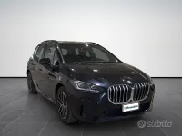 Nuova BMW 223 Active Tourer Shadowline 204 CV (150 kW) 2026 Black sapphire metallizzato Monovolume