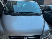 Usata Fiat Multipla Dynamic 103 CV (75 kW) 2005 Grigio Monovolume