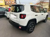 Usata Jeep Renegade Sport 120 CV (88 kW) 2017 Bianco SUV