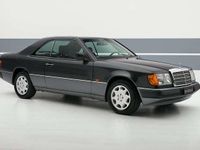 Usata Mercedes E300 220 CV (161 kW) 1992 Grigio metallizzato Coupé