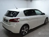 Usata Peugeot 308 GT-line 131 CV (96 kW) 2017 Bianco Berlina