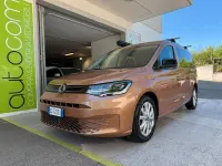 Usata VW Caddy Maxi California 122 CV (89 kW) 2022 Marrone Monovolume