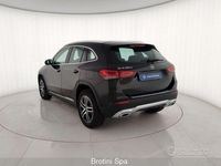 Usata Mercedes GLA180 116 CV (85 kW) 2022 Nero metallizzato SUV