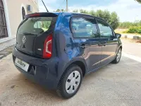 Usata VW up! 60 CV (44 kW) 2014 Blu Utilitaria