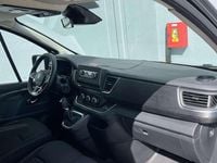 Usata Renault Trafic Authentique 150 CV (110 kW) 2024 Nero metallizzato Monovolume