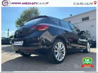 Usata Opel Astra 125 CV (91 kW) 2010 Nero Berlina