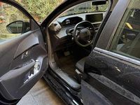 Usata Peugeot 208 Style 110 CV (80 kW) 2025 Nero Utilitaria