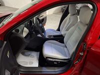 Nouvelle Fiat 600 La Prima 101 ch (74 kW) 2025 Rouge SUV