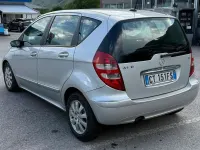 Usata Mercedes A180 109 CV (80 kW) 2006 Argento Utilitaria