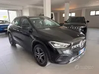 Usata Mercedes GLA200 150 CV (110 kW) 2023 Nero SUV