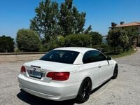 Usata BMW 320 184 CV (135 kW) 2012 Bianco Cabrio