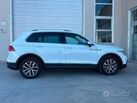 Usata VW Tiguan Life 150 CV (110 kW) 2022 Bianco SUV