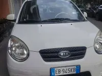 Usata Kia Picanto 63 CV (46 kW) 2010 Bianco Utilitaria