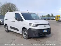 Begagnad Fiat Doblò 131 HK (96 kW) 2023 Vit Minibuss