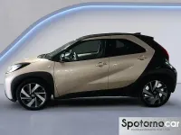 Occasion Toyota Aygo X Lounge 72 ch (52 kW) 2022 Beige SUV