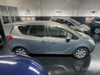 Usata Opel Meriva 101 CV (74 kW) 2011 Grigio Monovolume