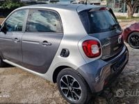 Usata Smart ForFour Passion 71 CV (52 kW) 2015 Grigio Utilitaria