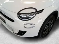 Usata Fiat 600 Pop 145 CV (106 kW) 2025 Bianco SUV