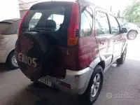 Usata Daihatsu Terios 90 CV (66 kW) 2004 Rosso SUV