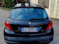 Usata Peugeot 207 95 CV (69 kW) 2010 Nero Utilitaria