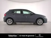 Usata VW Polo Style 95 CV (69 kW) 2024 Grigio Utilitaria