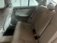 Usata Mercedes C220 Classic 143 CV (105 kW) 2002 Argento Berlina