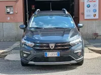 Usata Dacia Sandero Comfort 101 CV (74 kW) 2021 Grigio Berlina