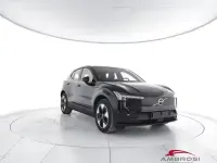 Usata Volvo EX30 Core 200 kW (272 CV) 2024 Nero metallizzato SUV