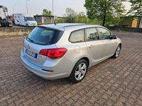 Usata Opel Astra 110 CV (80 kW) 2014 Grigio Station wagon