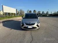 Usata Opel Zafira Tourer Cosmo 150 CV (110 kW) 2012 Grigio Monovolume