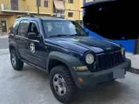 Usata Jeep Cherokee Sport 163 CV (119 kW) 2005 Blu SUV