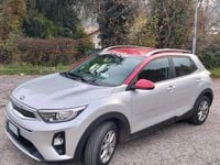 Usata Kia Stonic Style 100 CV (73 kW) 2020 Grigio SUV